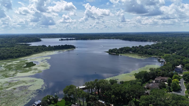 2940 Washta Bay Rd, Chanhassen, MN 55331