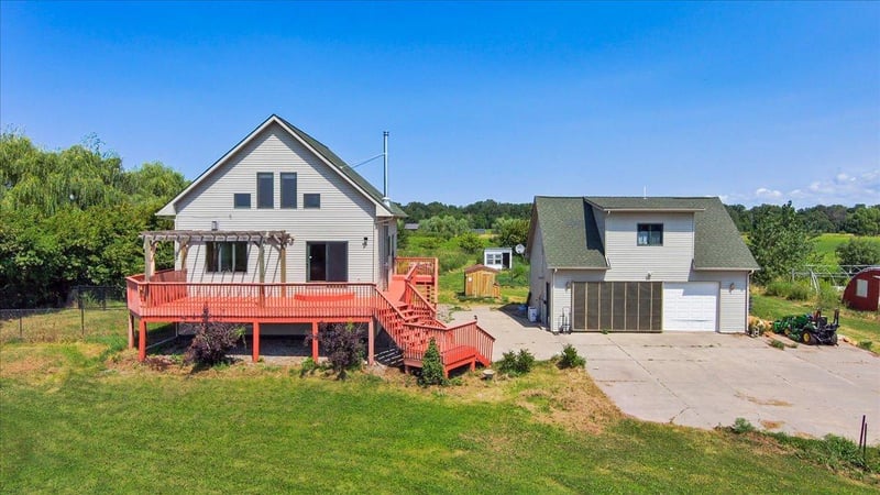 14206 170th St, Milaca, MN 56353