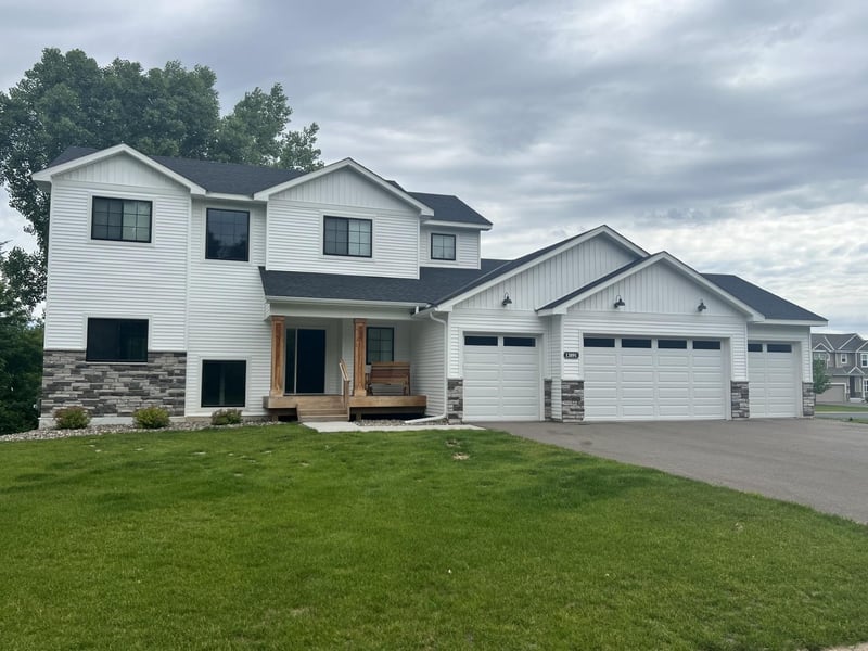 13891 10th Ave S, Zimmerman, MN 55398