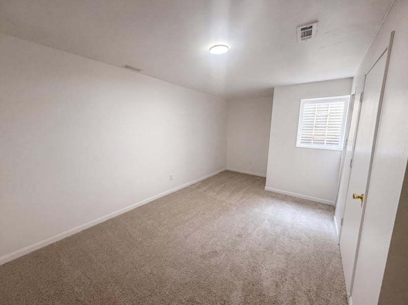 14210 Xenon St NW #4, Anoka, MN 55303