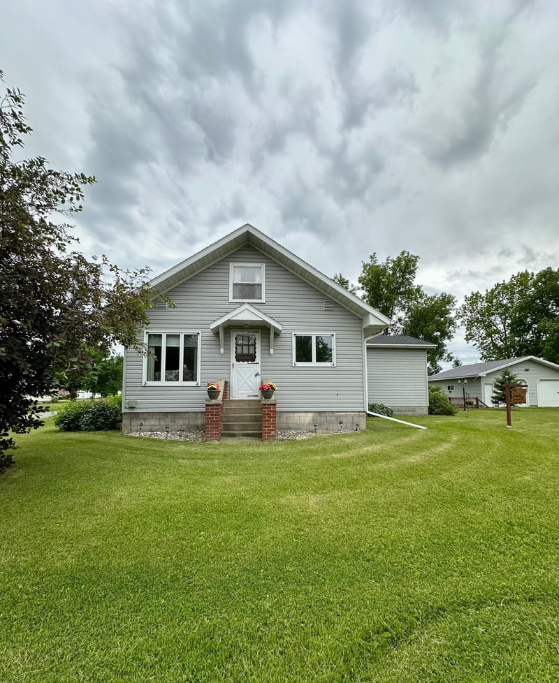 7664 Highway 11, Loman, MN 56654