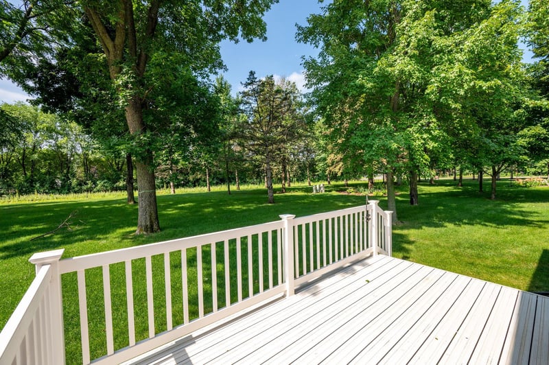 708 W 4th St, Monticello, MN 55362
