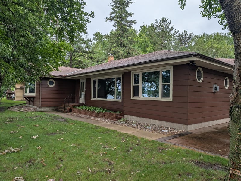 2113 Country Club Dr NE, Willmar, MN 56201