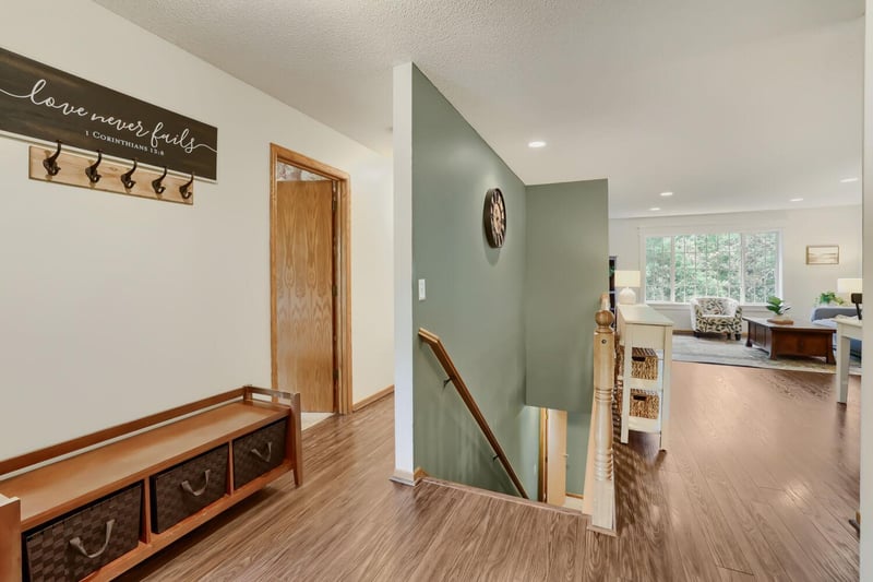 15424 Weaver Lake Rd, Maple Grove, MN 55311