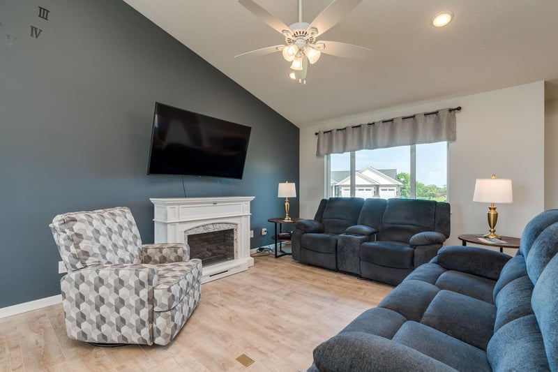 1000 Mulberry Ave NE, Montgomery, MN 56069