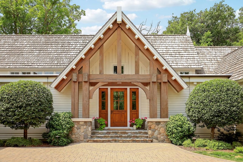 415 Carpenters Pt, Wayzata, MN 55391