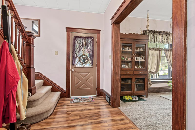 1006 College St, Northfield, MN 55057