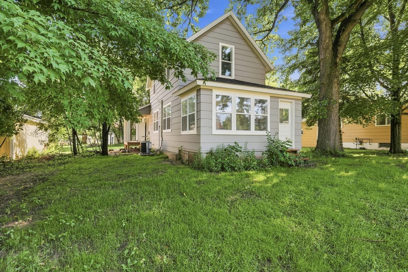 211 Central, Amery, WI 54001