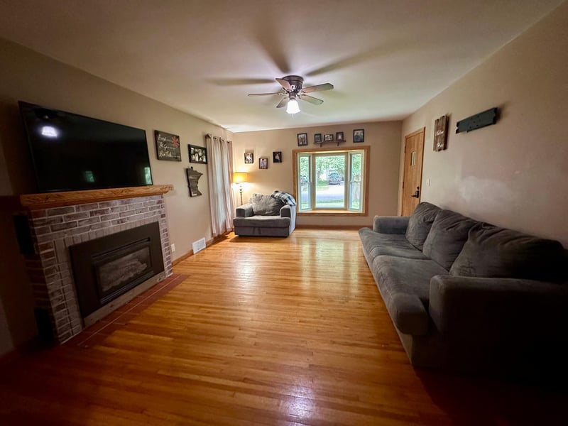 2934 Oak Ave, Slayton, MN 56172