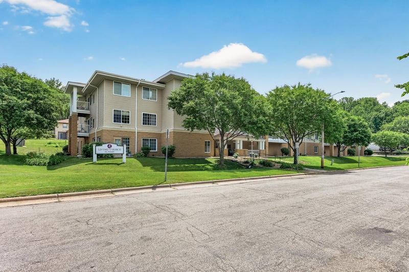 1600 Arundel St #304, Saint Paul, MN 55117
