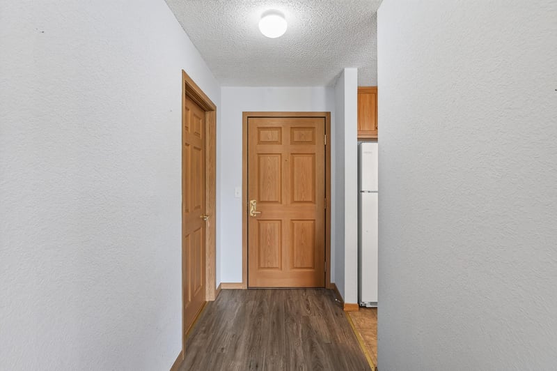 1600 Arundel St #304, Saint Paul, MN 55117