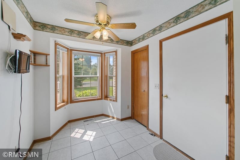 1522 4th Ave E, Shakopee, MN 55379