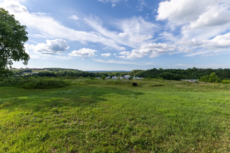 1330 Hillside Dr, Red Wing, MN 55066