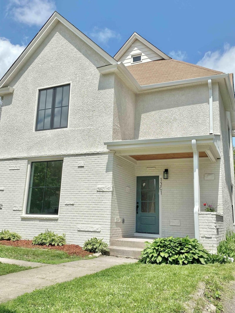 1301 Hewitt Ave, Saint Paul, MN 55104
