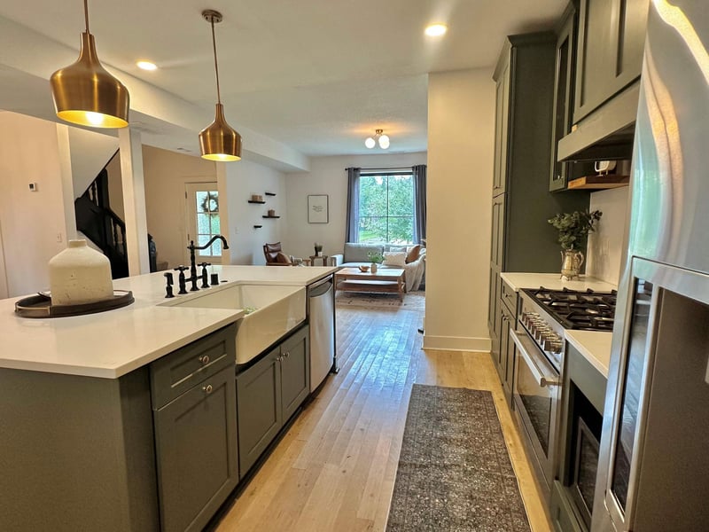1301 Hewitt Ave, Saint Paul, MN 55104