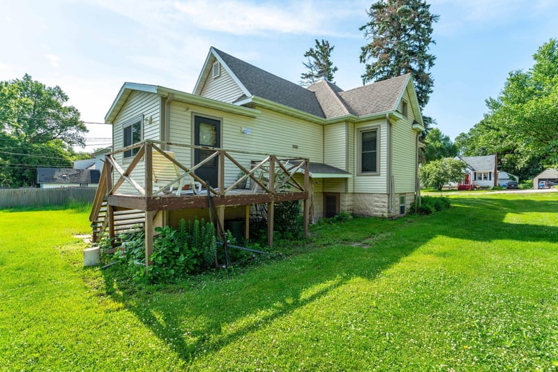528 W Summit Ave, Fergus Falls, MN 56537
