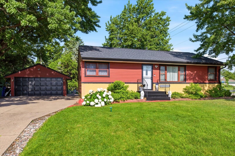 7696 Van Buren St NE, Fridley, MN 55432