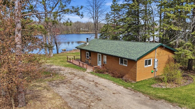35648 Crooked Lake Dr, Grand Rapids, MN 55744