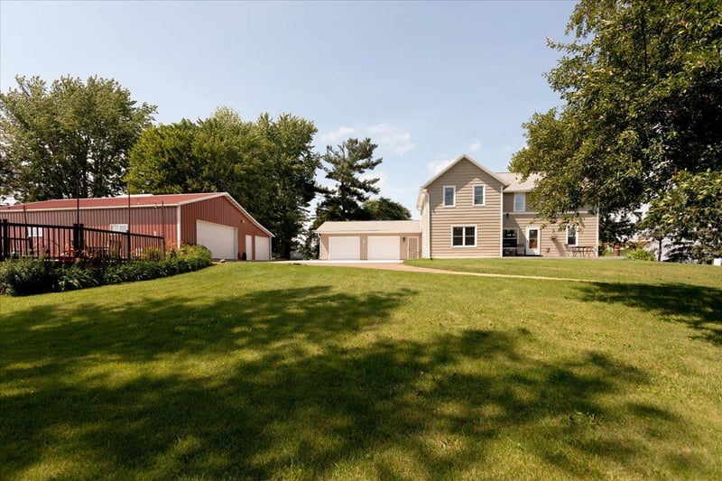 N5835 730th St, Elk Mound, WI 54739