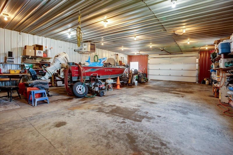 N5835 730th St, Elk Mound, WI 54739