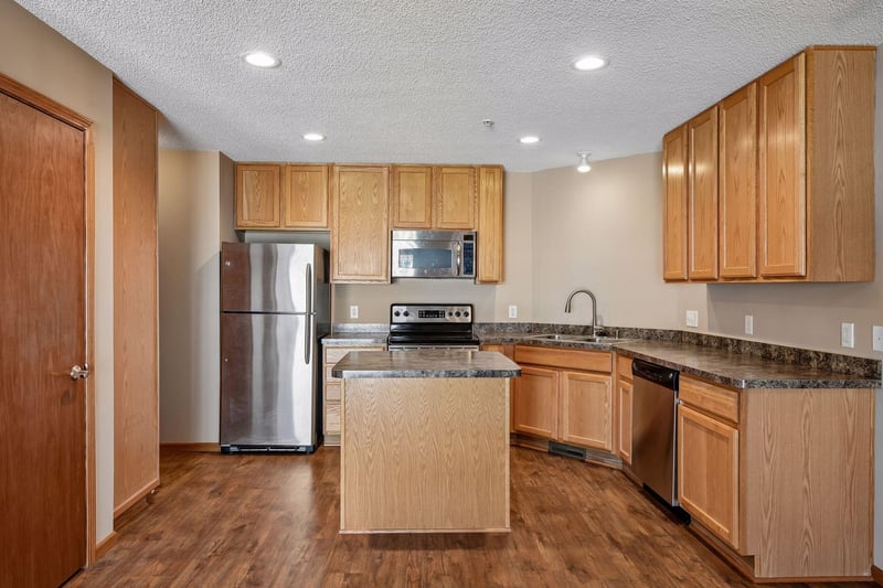 17628 69th Pl N, Maple Grove, MN 55311
