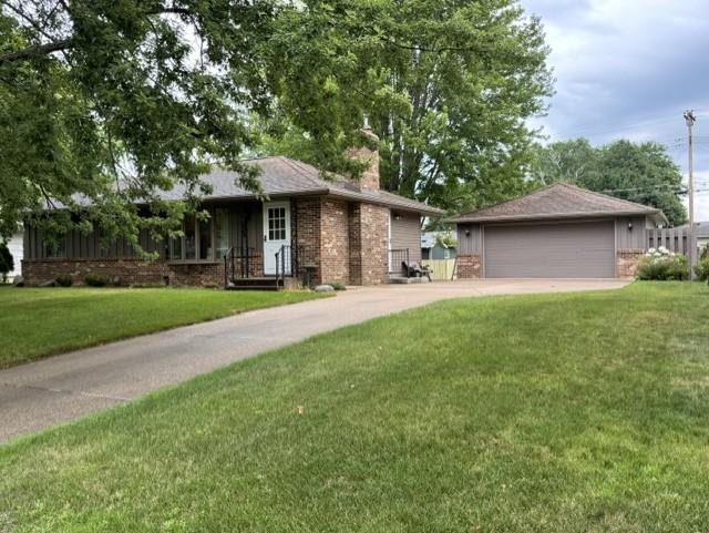 8633 Greenway Ave S, Cottage Grove, MN 55016
