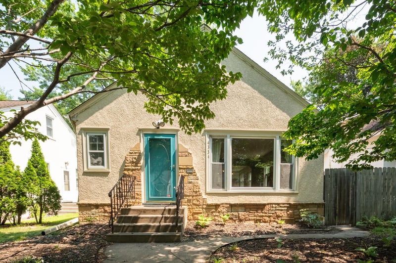 4334 Oliver Ave N, Minneapolis, MN 55412