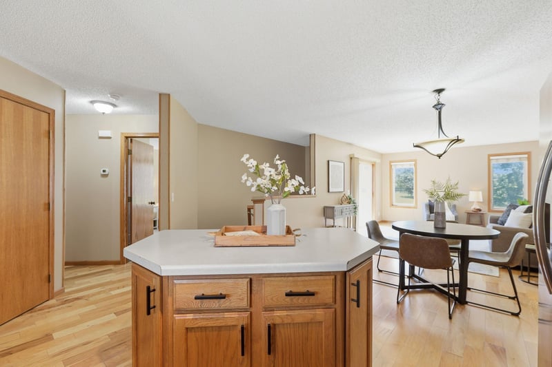 10563 64th Ln NE, Albertville, MN 55301