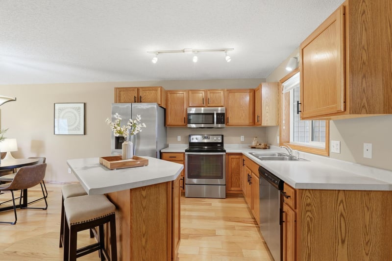 10563 64th Ln NE, Albertville, MN 55301