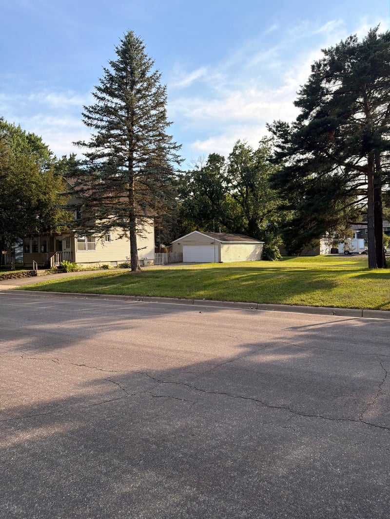 409 1st Ave N, Sartell, MN 56377