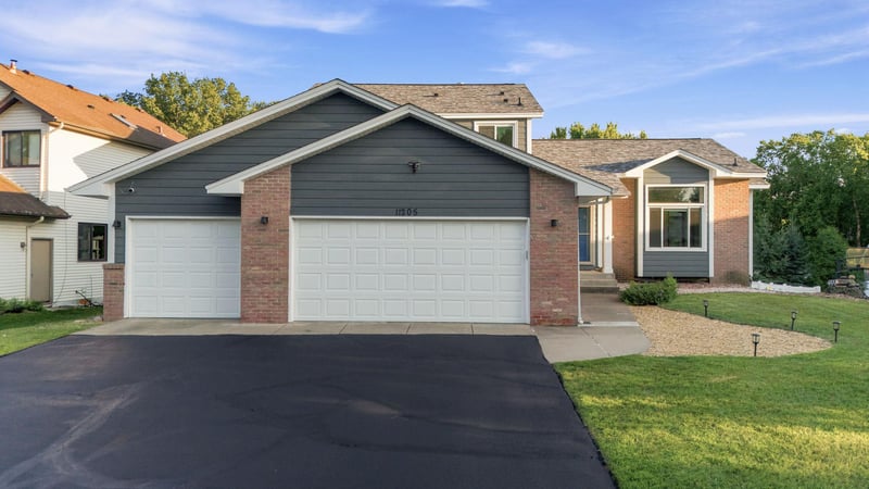 11205 72nd Ave N, Maple Grove, MN 55369