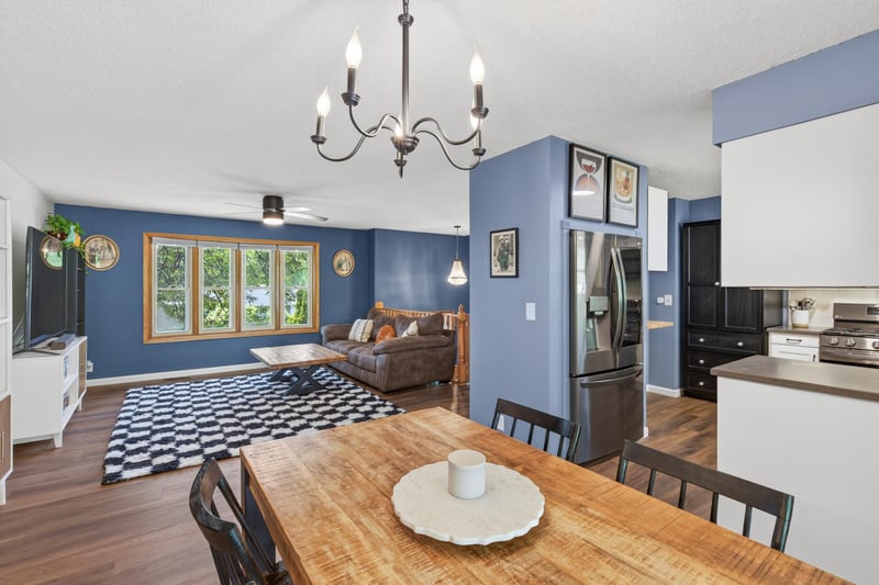 15350 Dunbar Ave, Apple Valley, MN 55124