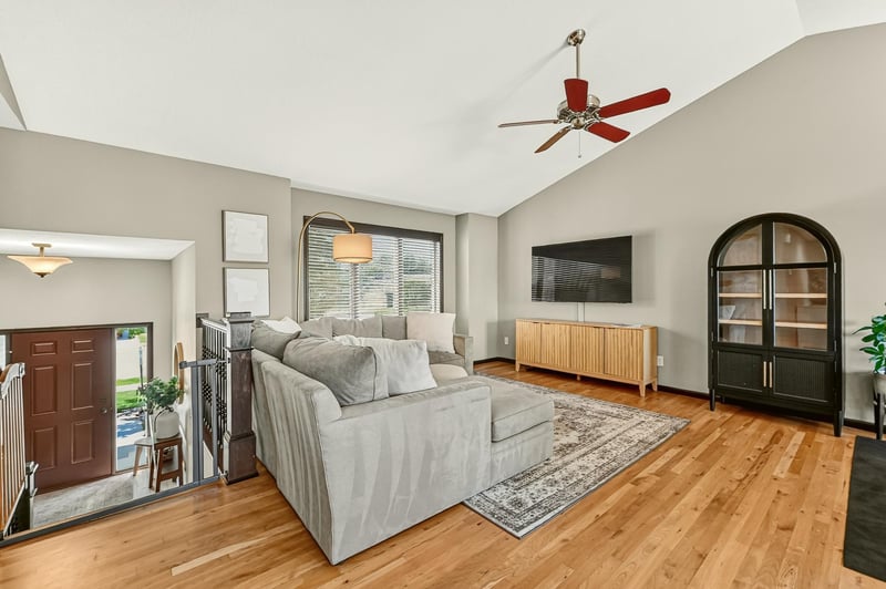 2101 Starburst Dr SW, Rochester, MN 55902