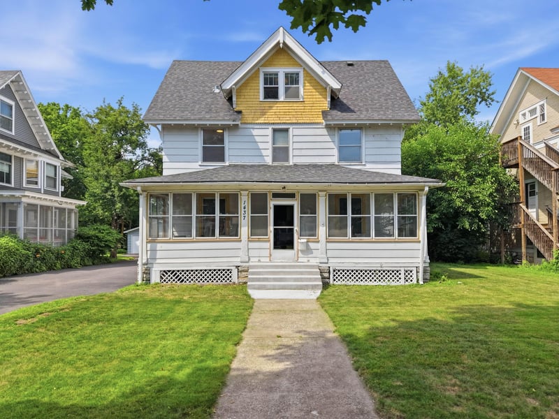 1437 Englewood Ave, Saint Paul, MN 55104