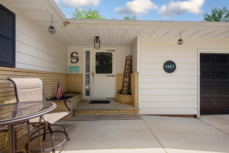 1007 Truman Ave, Owatonna, MN 55060