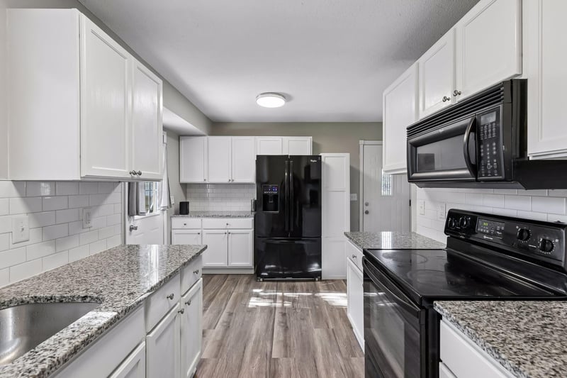 16366 Florida Way W, Lakeville, MN 55068