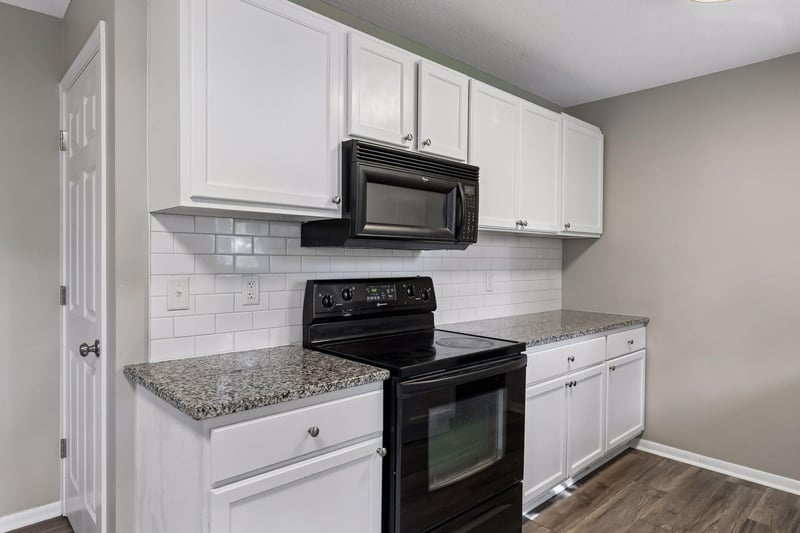 16366 Florida Way W, Lakeville, MN 55068