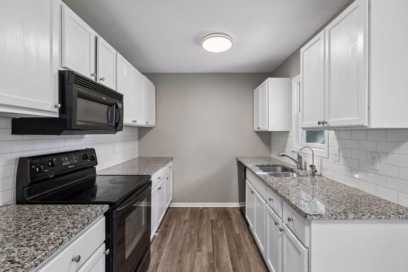 16366 Florida Way W, Lakeville, MN 55068
