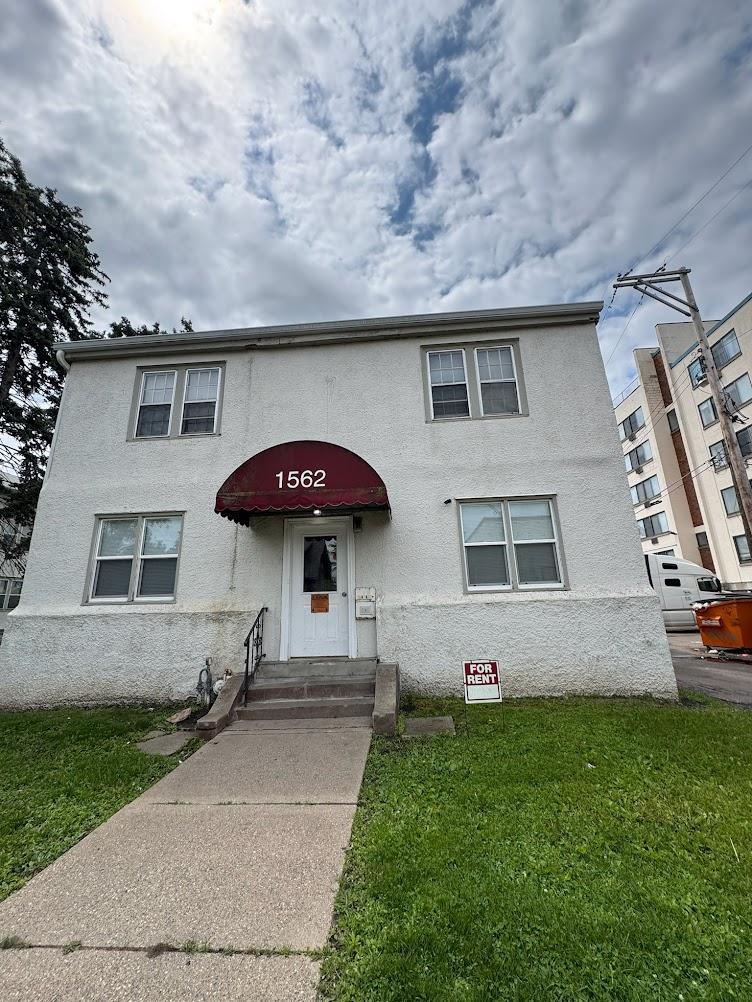 1562 Edmund Ave, Saint Paul, MN 55104