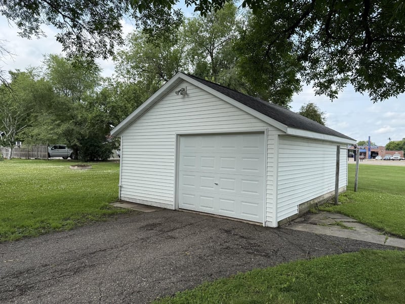 317 3rd Ave S, Cold Spring, MN 56320