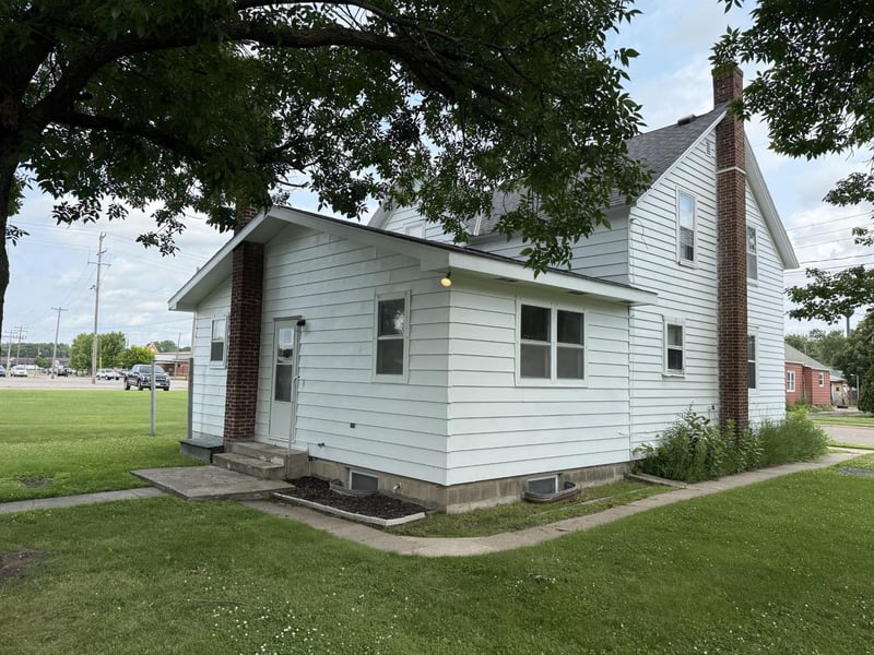 317 3rd Ave S, Cold Spring, MN 56320
