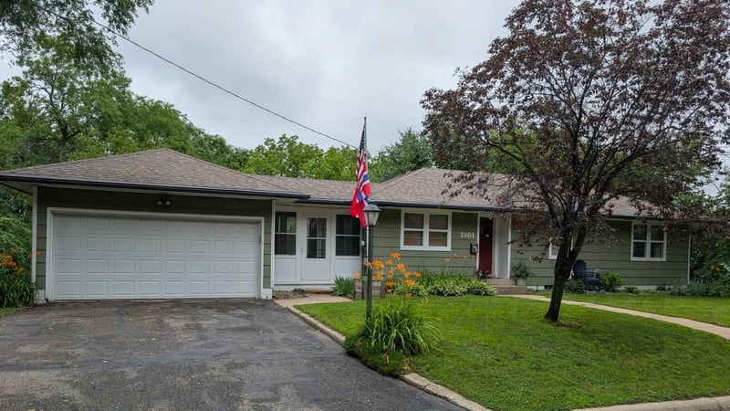 1301 Ridgeview Dr, Montevideo, MN 56265