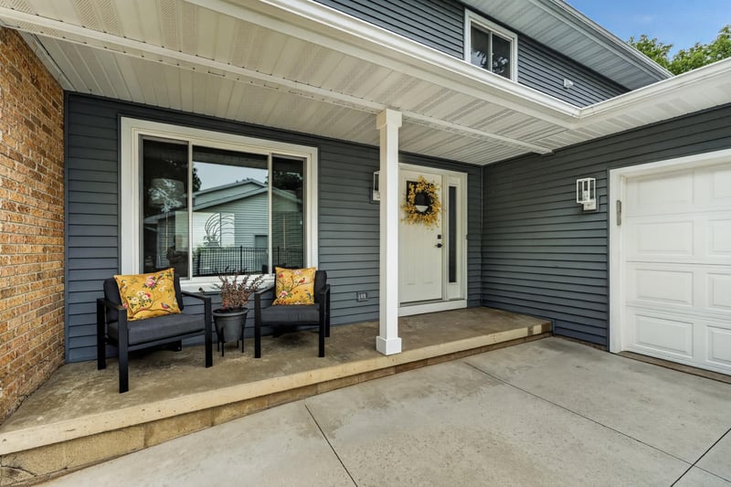 2222 Telemark Ln NW, Rochester, MN 55901
