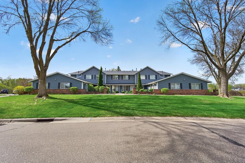 5973 Dellwood Ave, Shoreview, MN 55126