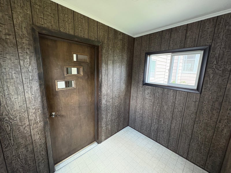 703 Harrison St, Eveleth, MN 55734