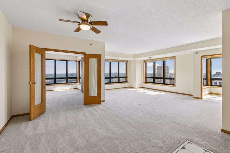 168 6th St E #3801, Saint Paul, MN 55101
