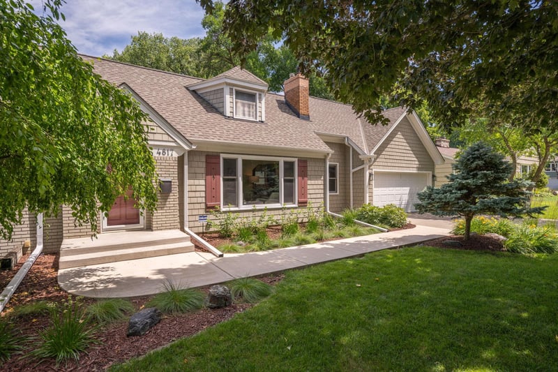 4817 Rutledge Ave, Edina, MN 55436