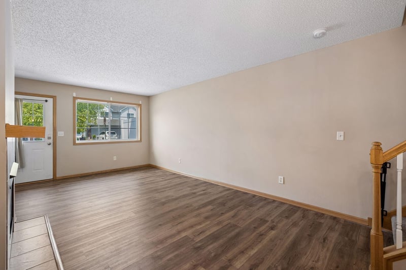 6286 Maclynn Ave NE, Otsego, MN 55301