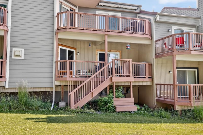 536 Quadna Mountain Rd, Hill City, MN 55748