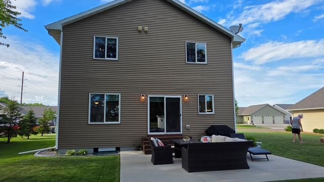1005 Main St E, Cleveland, MN 56017